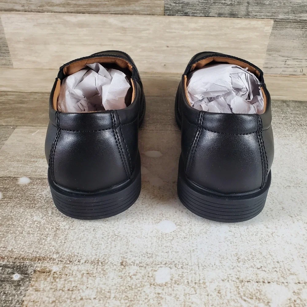 Florsheim Bogan Jr II Kids Boots Sz 4.5 W‎ Black Leather Slip On Moccasin Toe